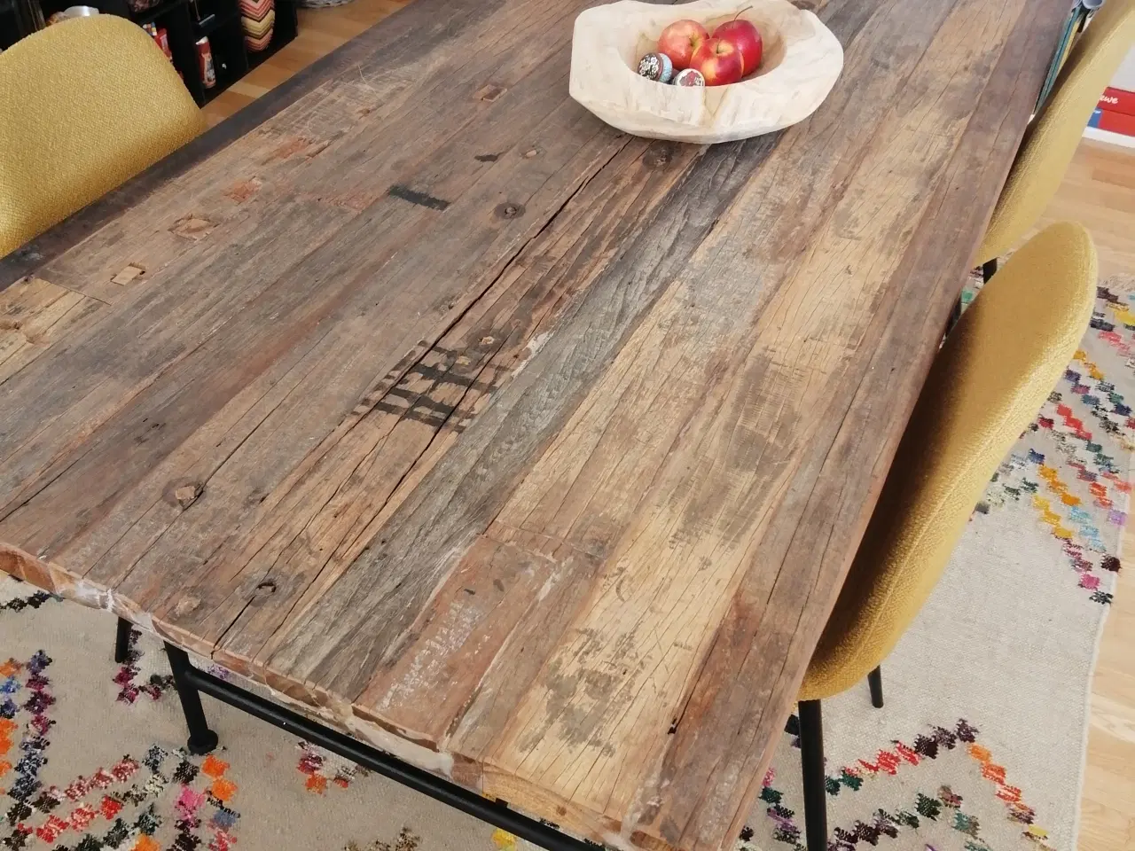 Billede 1 - Smukt, helt unikt langbord sælges