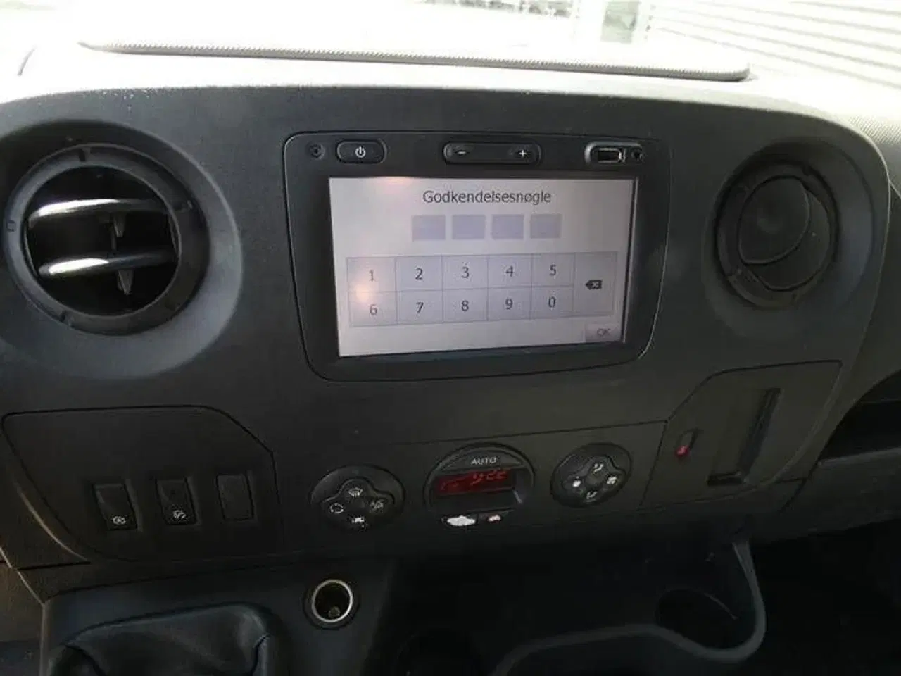 Billede 13 - Renault Master T35 KØLEBIL 2,3 DCI TwinTurbo start/stop RWD 165HK Van Man.