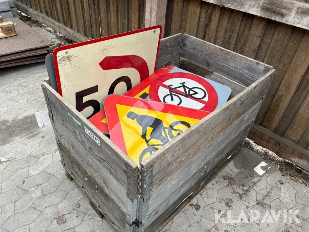 Billede 1 - Assorterede vejskilte - 1 palle