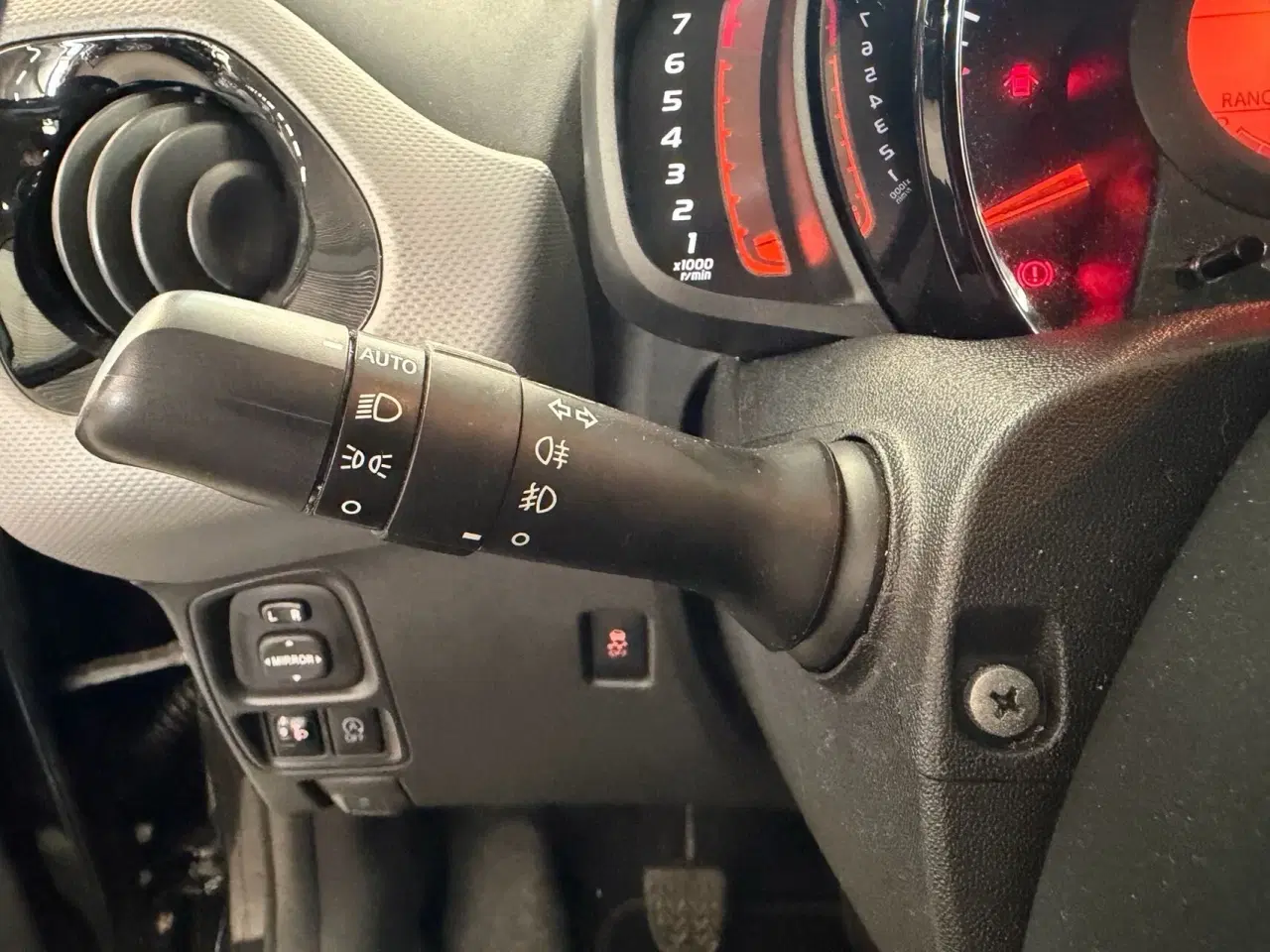 Billede 12 - Peugeot 108 1,0 e-Vti Allure+ 72HK 5d