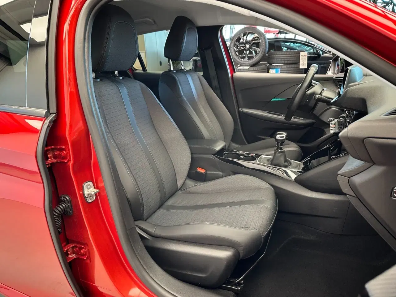 Billede 12 - Peugeot 208 1,2 PureTech 100 Allure