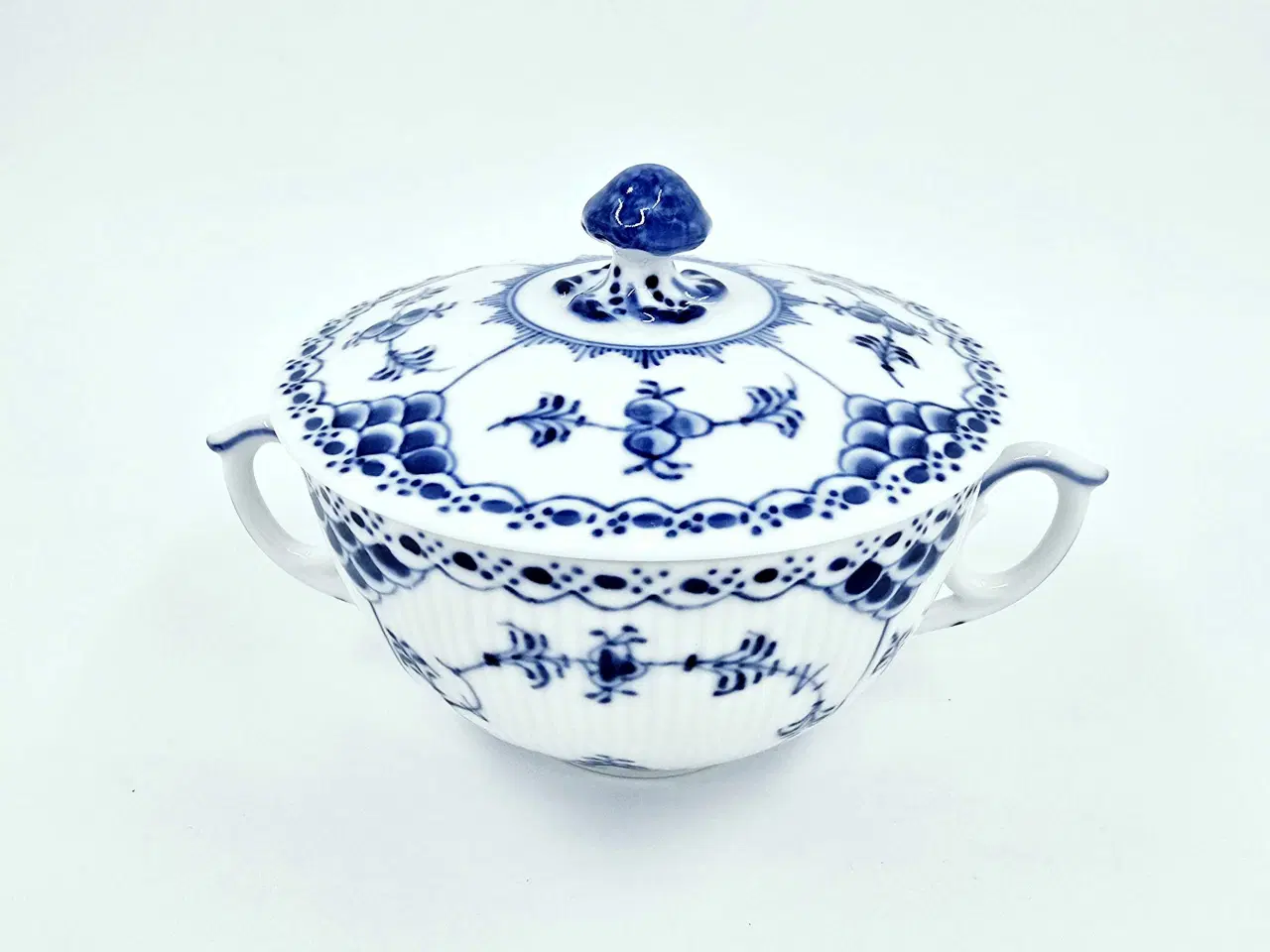 Billede 8 - Musselmalet Halvblonde Bouillonkop med låg Porcelæ