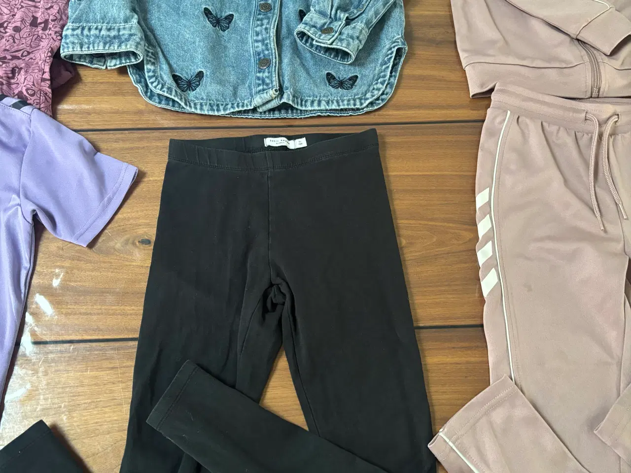 Billede 10 - Pige tøjpakke str 128