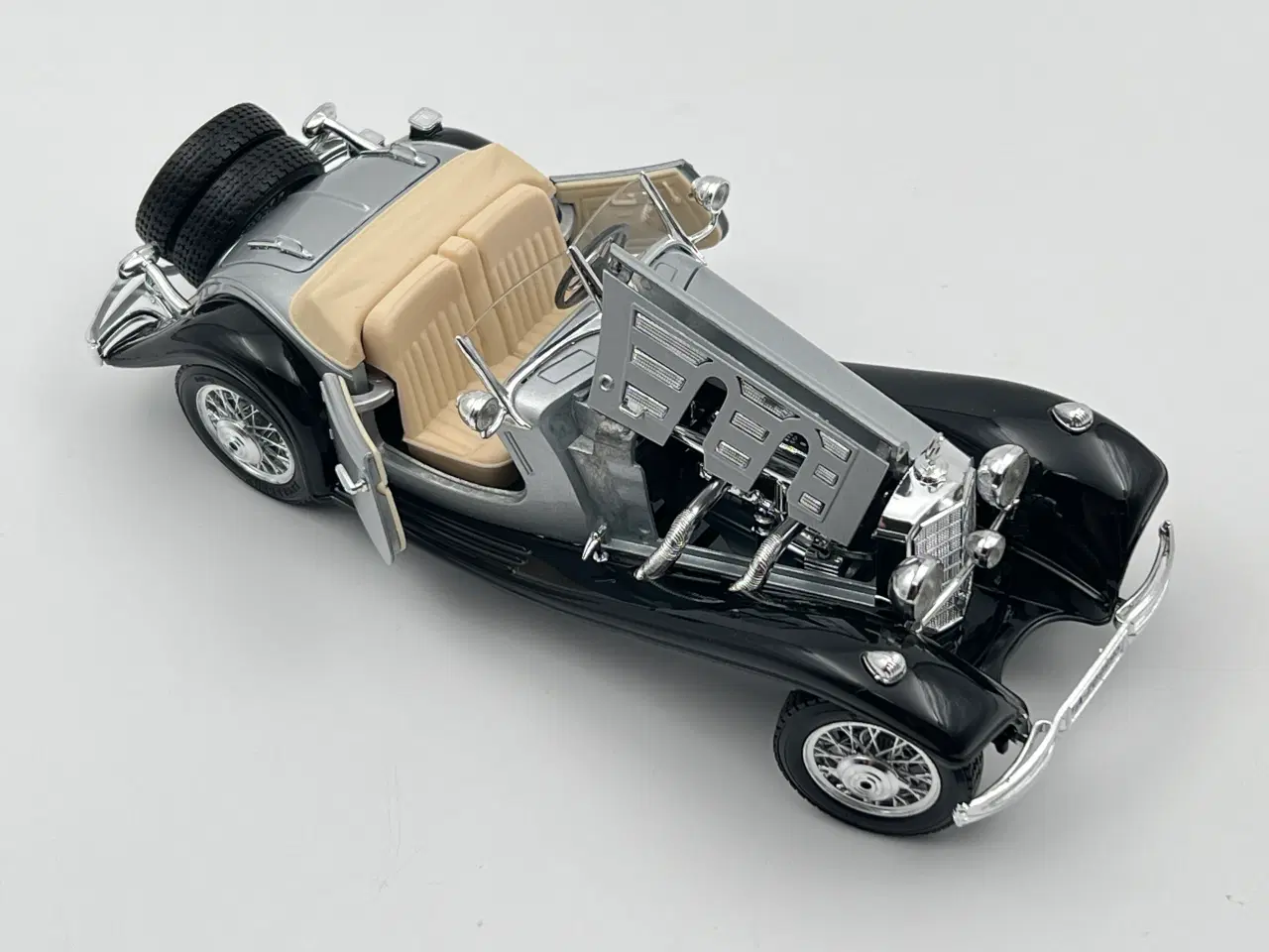 Billede 5 - 1936 Mercedes-Benz 500K Roadster 1:18 (1:20)