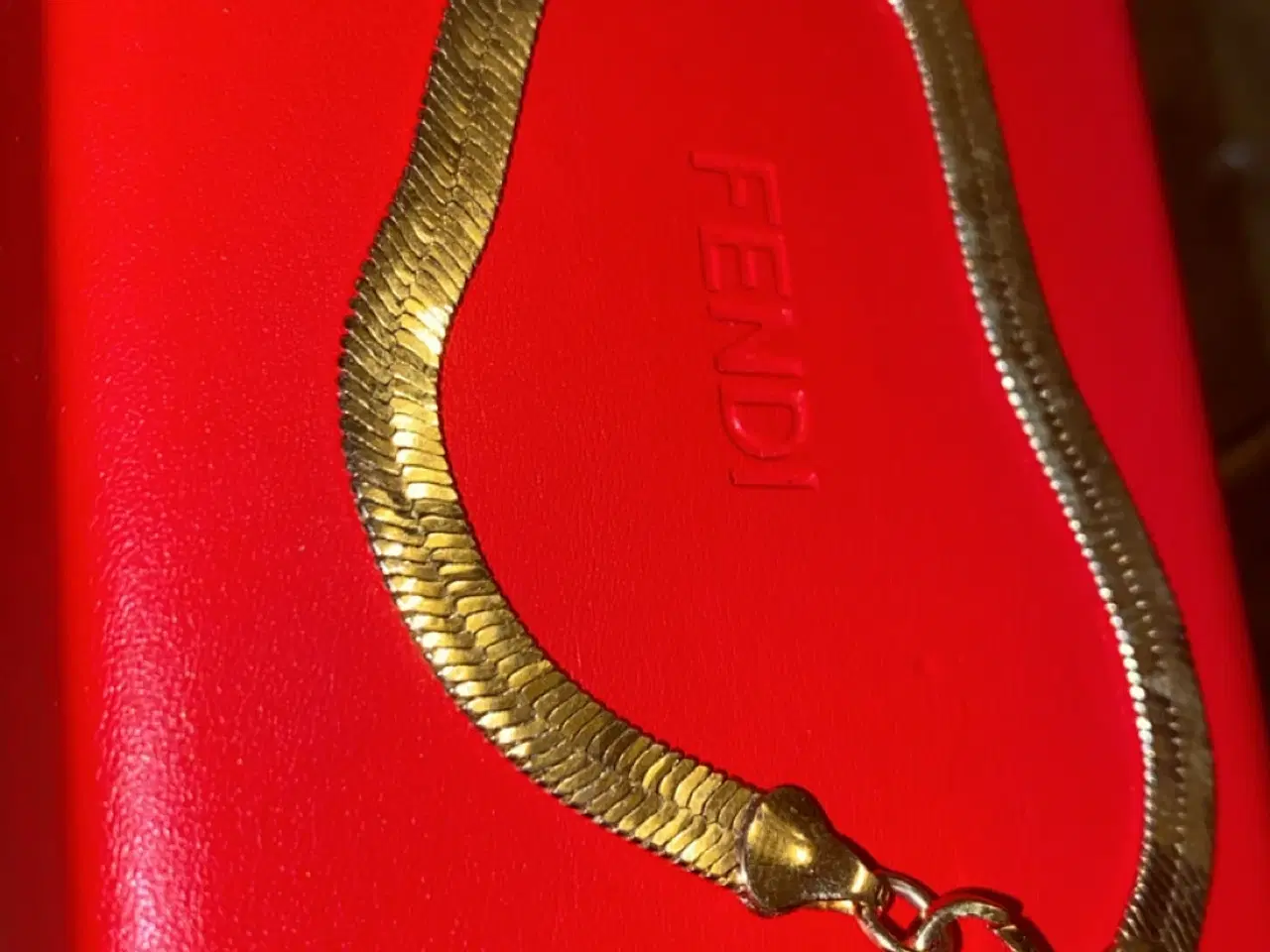 Billede 2 - Givenchy forgyldt armbånd – elegant design