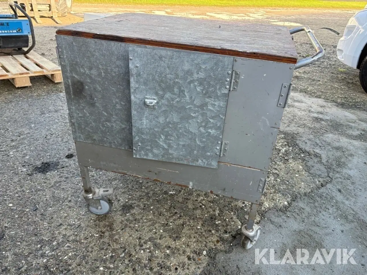 Billede 4 - Værkstedsbord på hjul