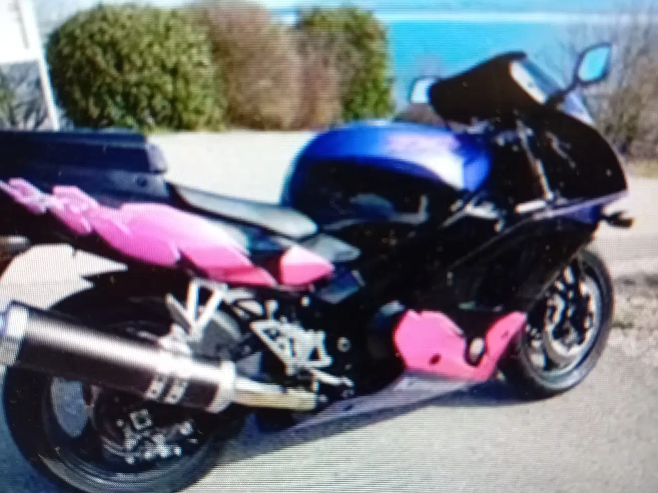 Billede 1 - Søger zxr750