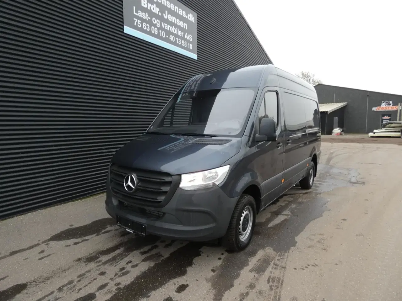 Billede 2 - Mercedes-Benz Sprinter 317 2,0 CDI A2 H2 RWD 9G-Tronic 170HK Van Aut.