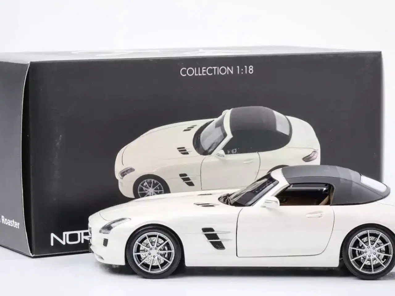 Billede 1 - 1:18 Mercedes SLS AMG Roadster R197 2011