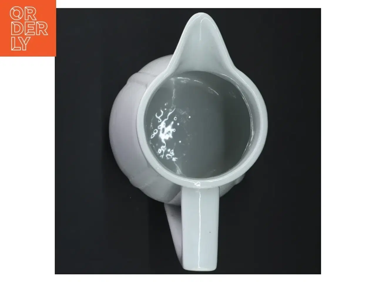 Billede 3 - Hvid kande (str. H. 21 cm ø. 13 cm)