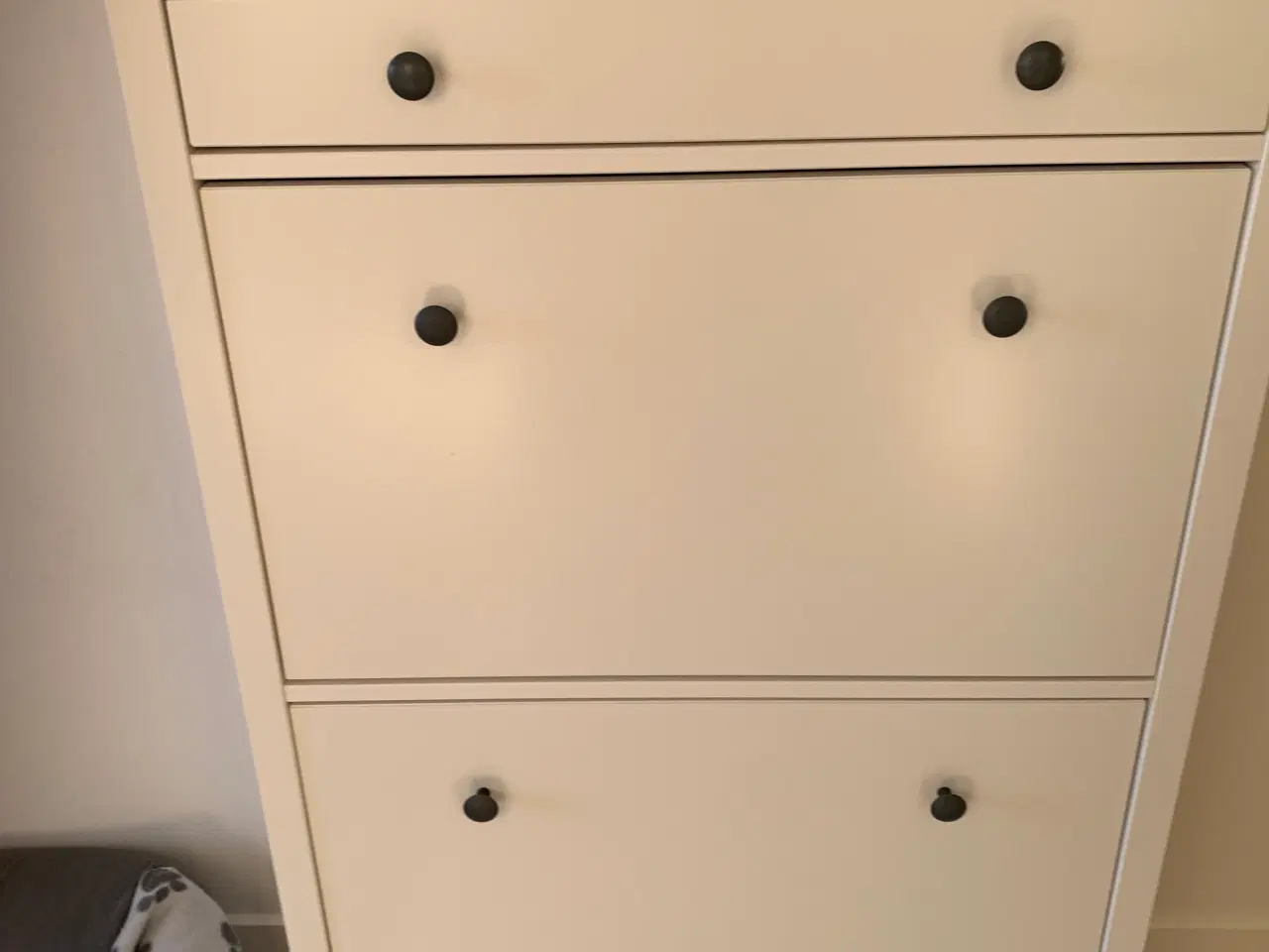 Billede 8 - Ikea Hemnes entresæt i hvid.