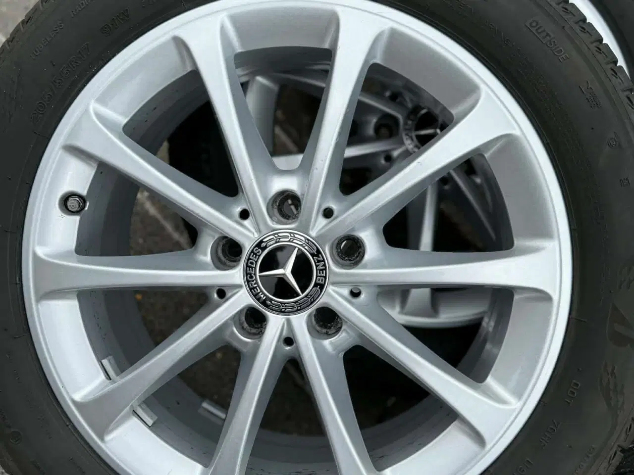 Billede 3 - Orginale Mercedes 17" Fælge med sommerdæk