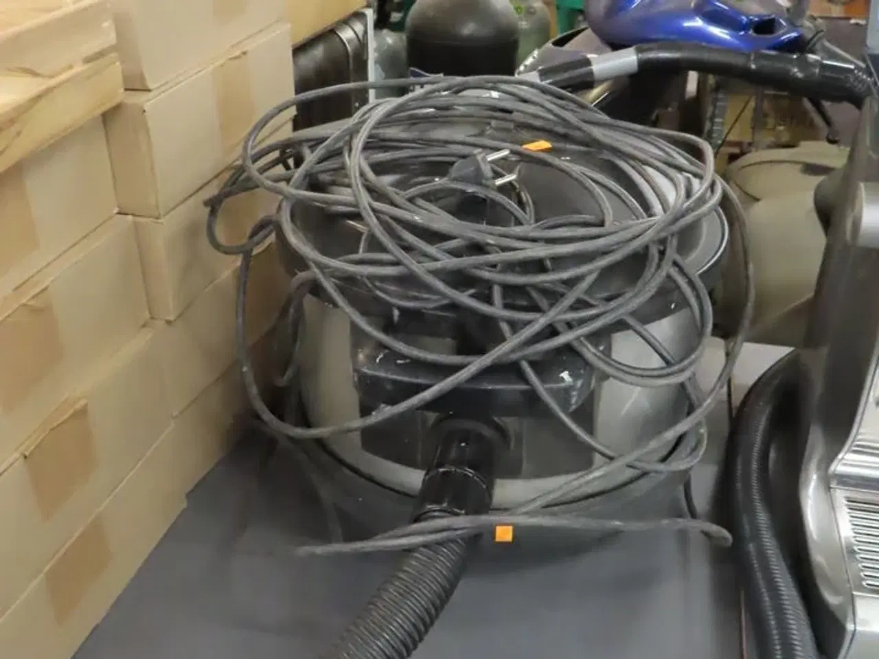 Billede 1 - Støvsuger NILFISK GD930