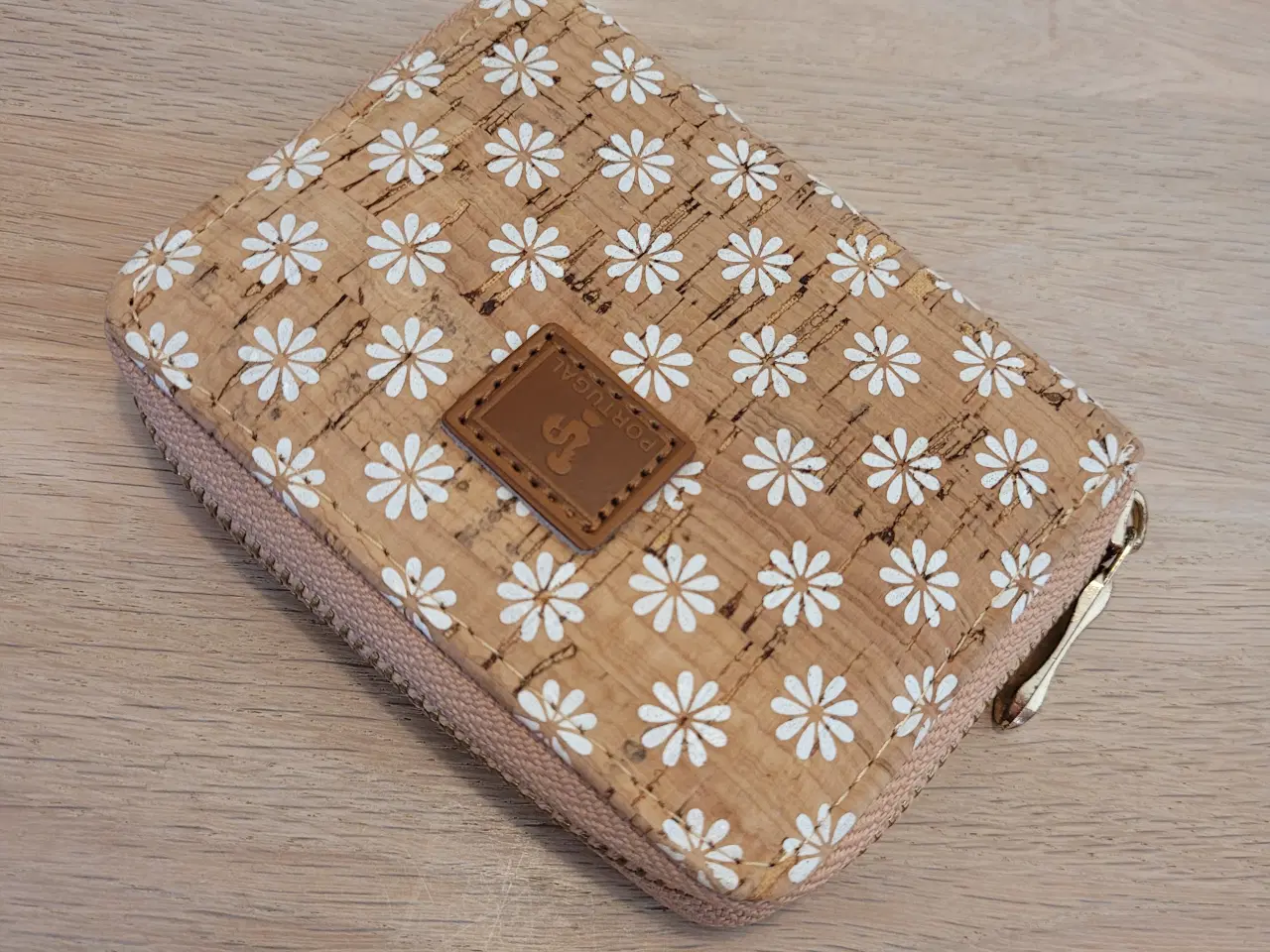 Billede 1 - Pung af kork (NY)