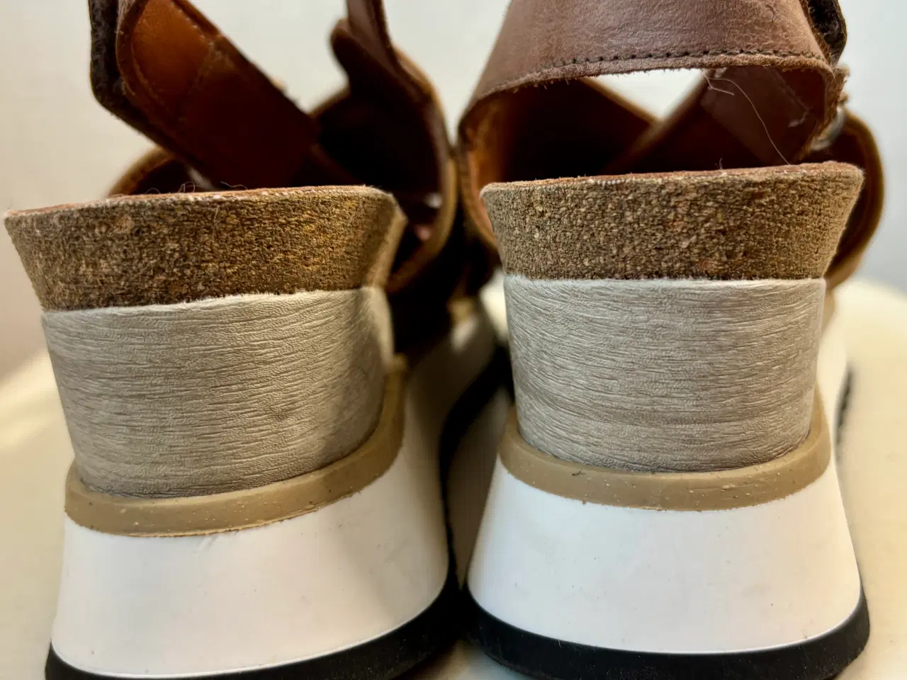 Billede 5 - MJUS, brune sandaler plateau kinahæl, str 38