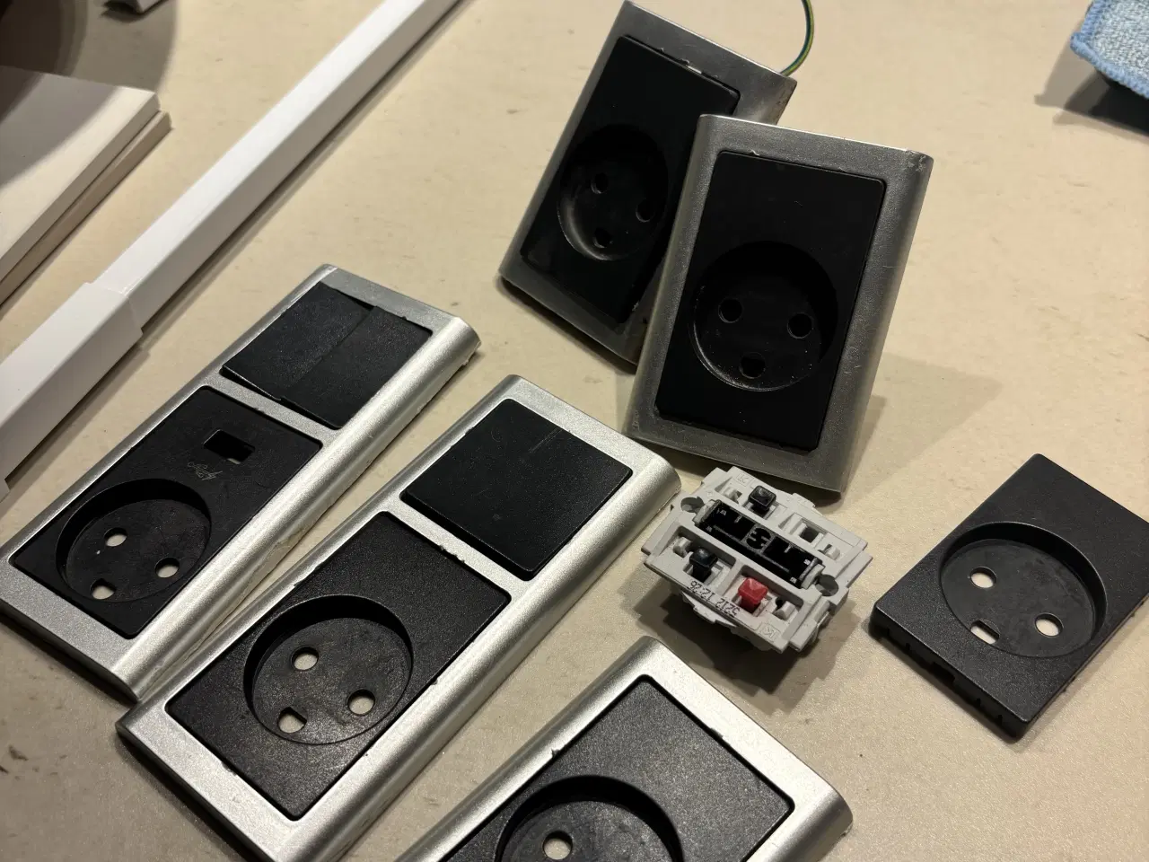 Billede 13 - Loppeguld til salg