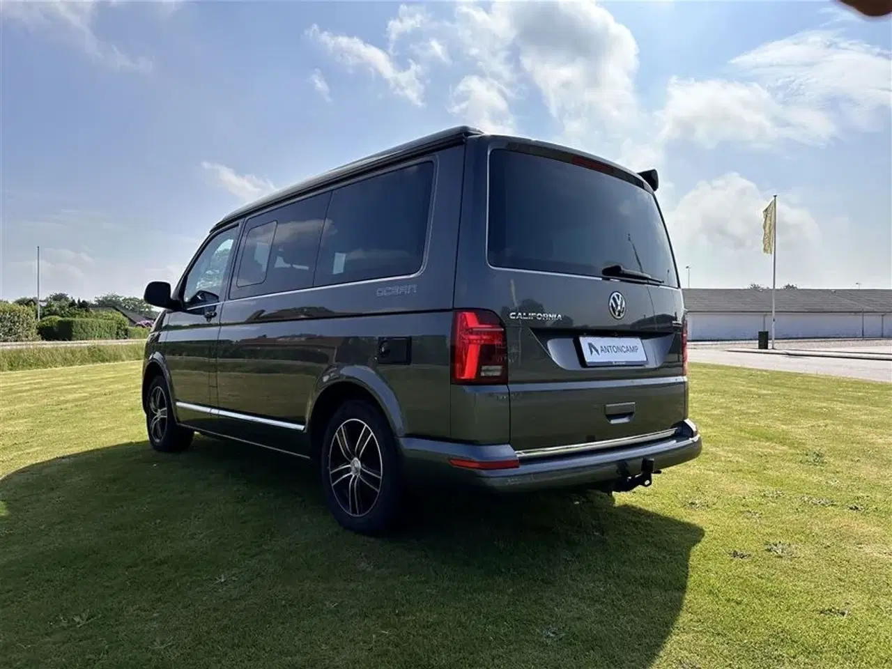 Billede 5 - 2020 - VW California Ocean 4 Motion   Velholdt Autocamper