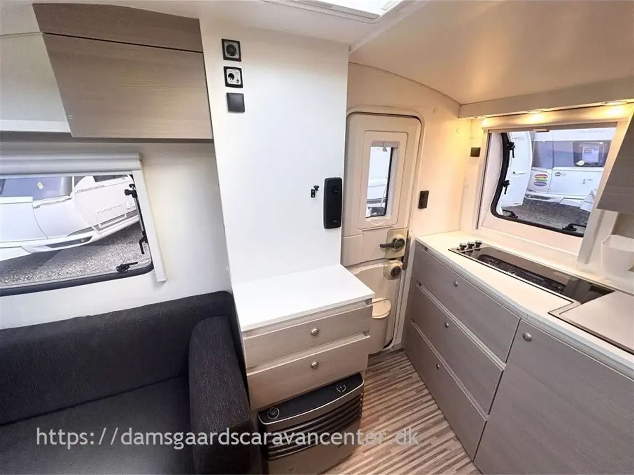 Billede 11 - 2014 - Adria Action 361 LH Enkeltsenge-Mover-El-støtteben-Telt