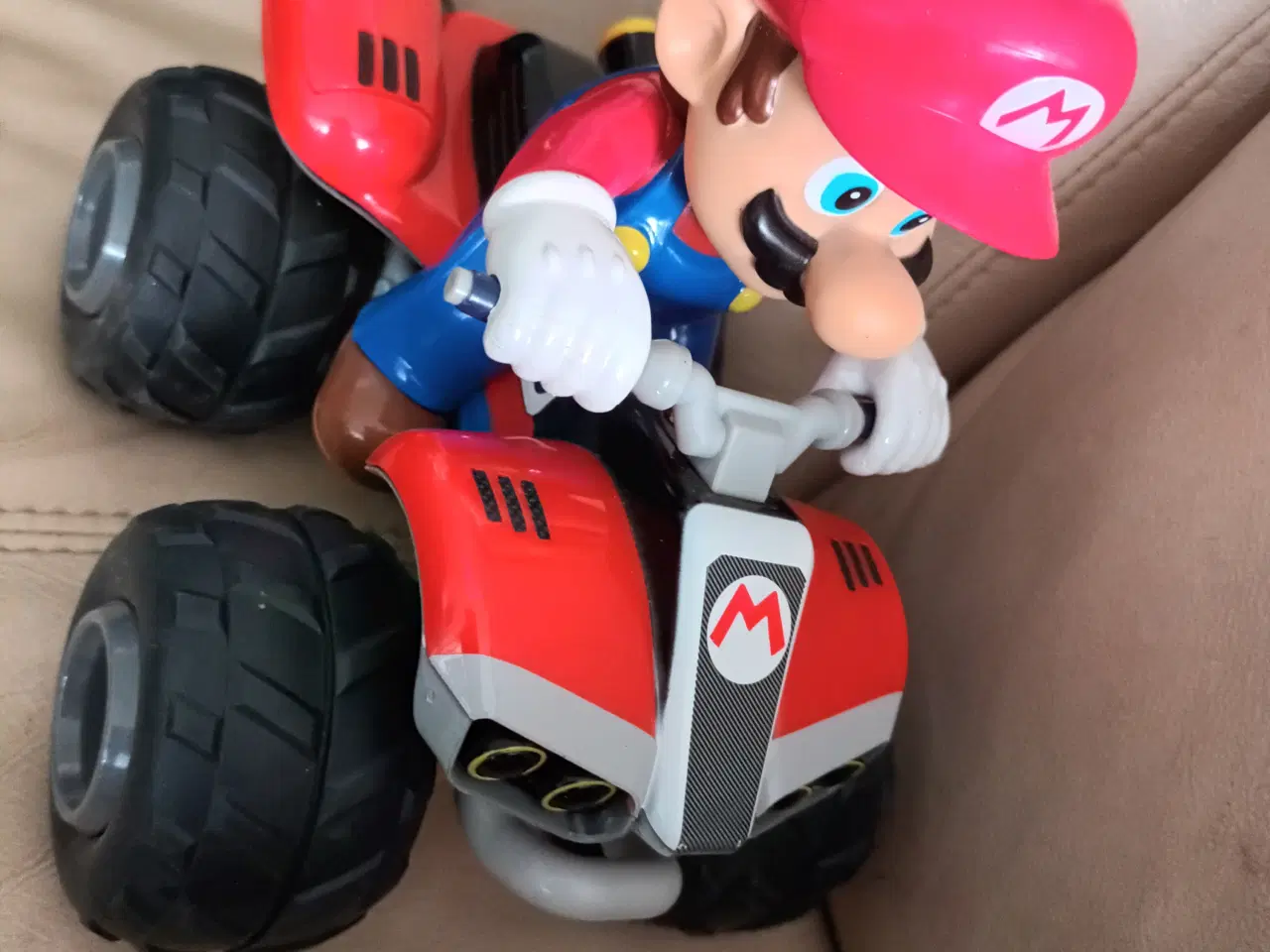 Billede 1 - FLOT SUPER MARIO FIGUR MED KØRETØJ