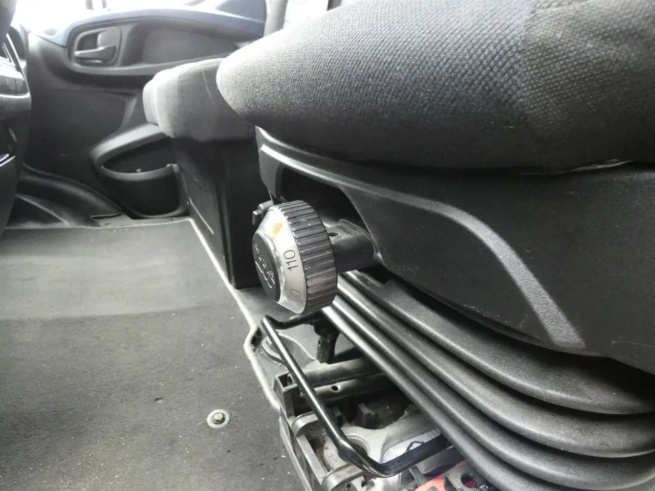 Billede 17 - Iveco Daily 35S16 4100mm 2,3 D m/Alukasse med lift Hi-Matic 156HK Ladv./Chas. 8g Aut.