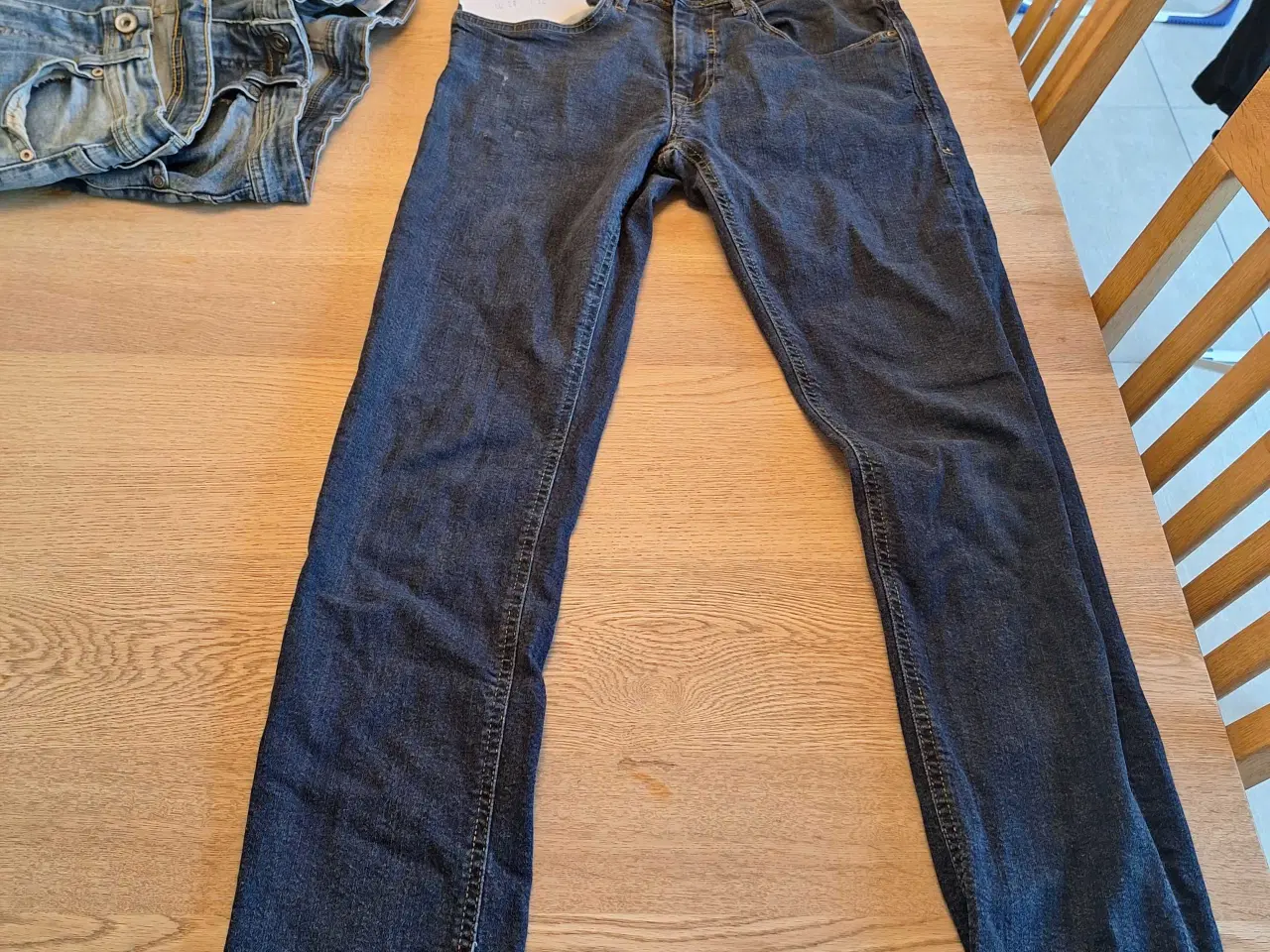 Billede 14 - Jeans til teenage dreng sælges