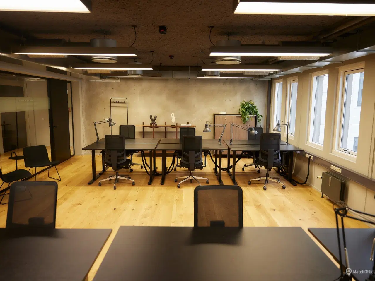 Billede 4 - Kontorpladser eller private suiter centralt i Søborg
