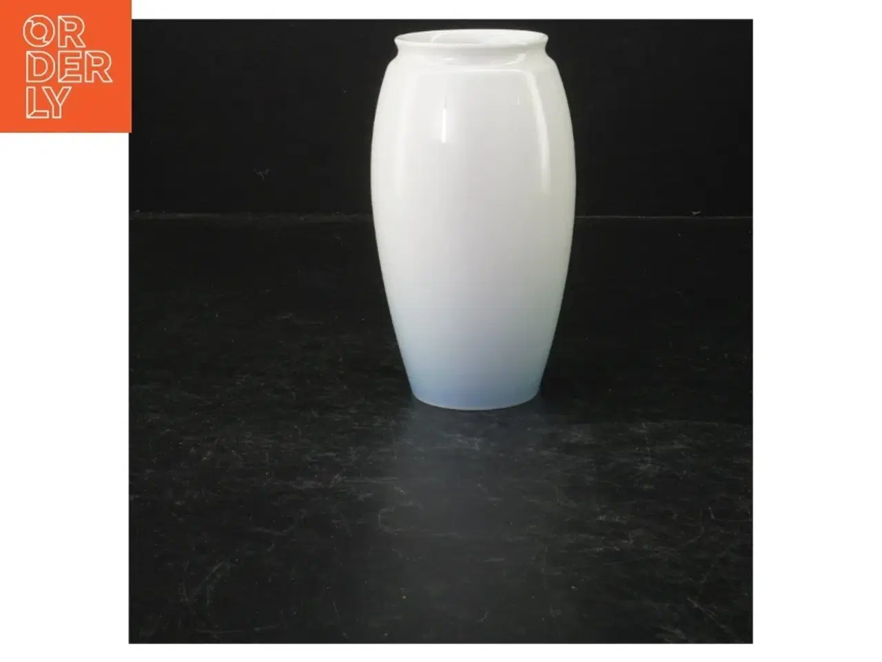 Billede 2 - Porcelænsvase fra B&G (str. 14 cm)