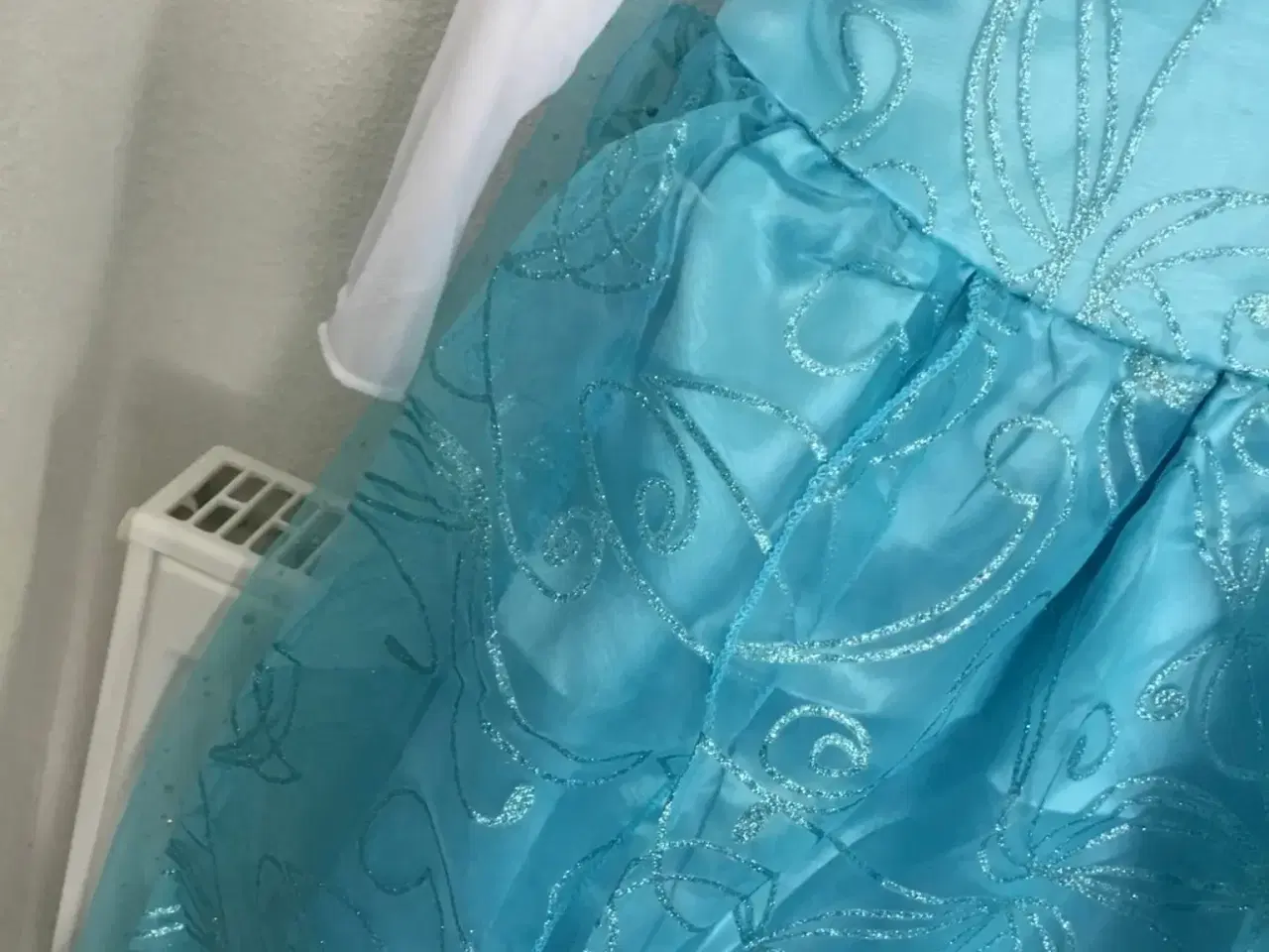 Billede 9 - Frost kjole + slør med Elsa festkjole udklædning