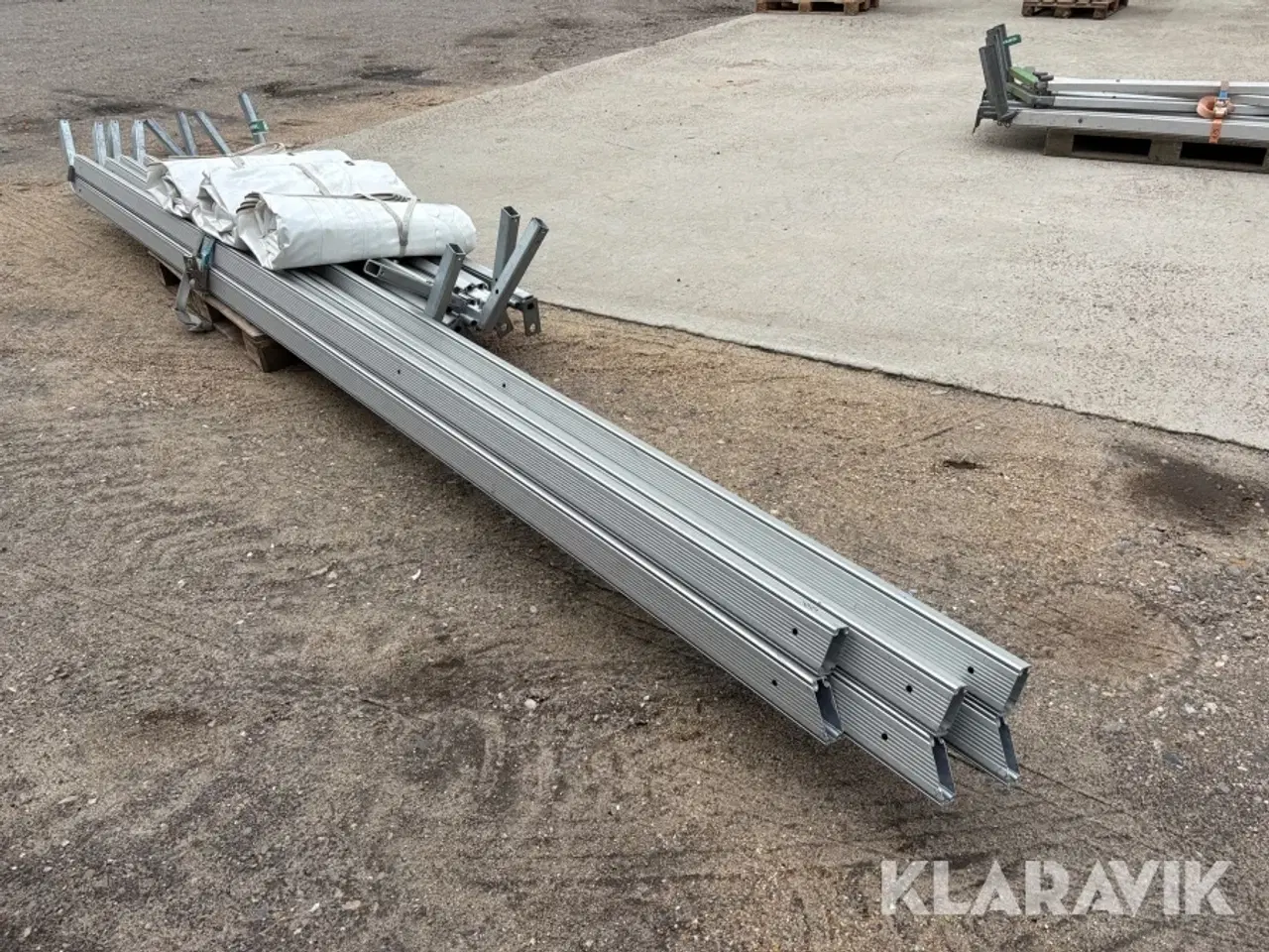 Billede 6 - Telt - 9x9m - ekstra stormsikret -4 slidset stænger