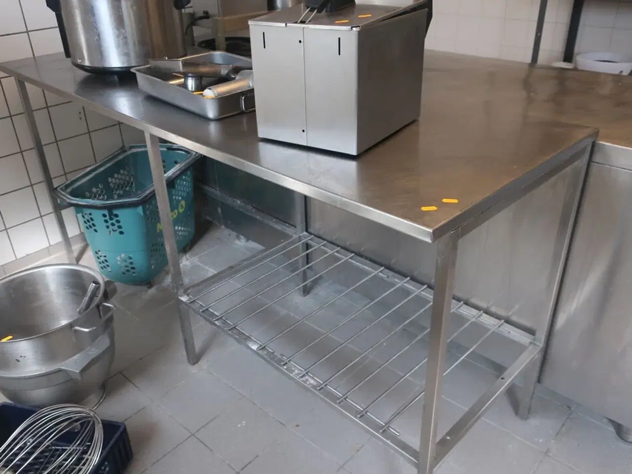 Billede 1 - Stålbord