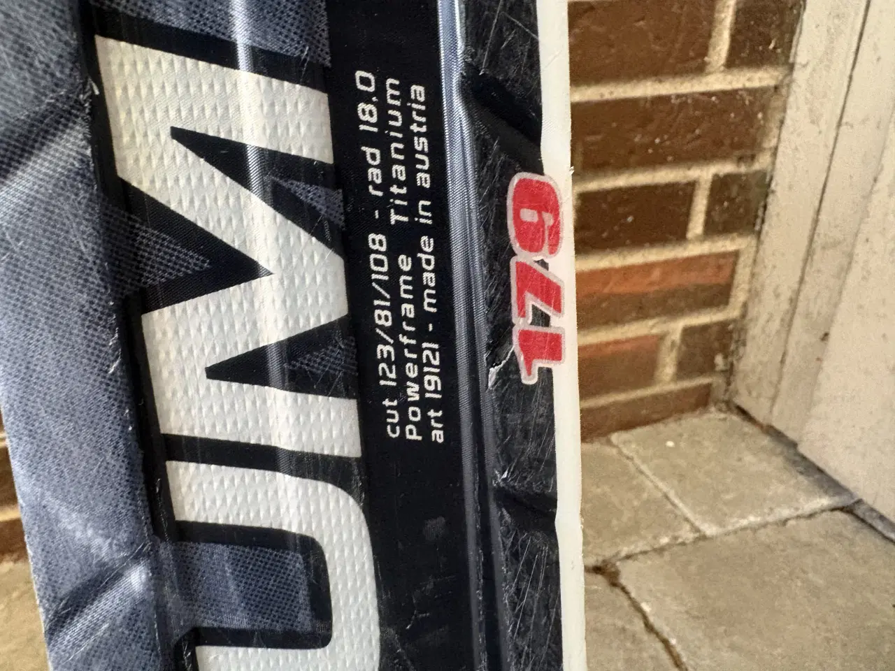 Billede 4 - Ski og skistøvler sælges