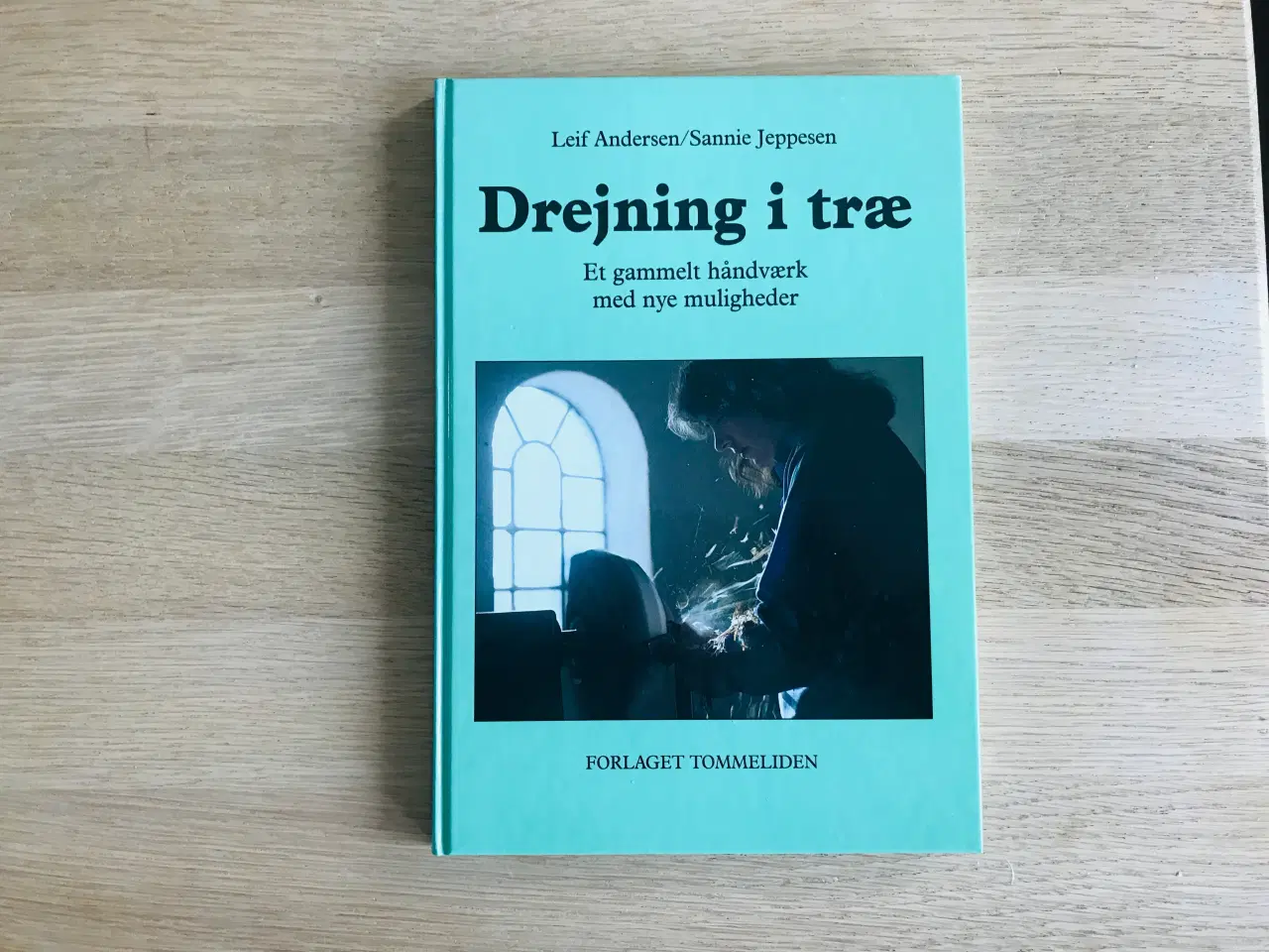 Billede 1 - Drejning i træ  -  Leif Andersen/Sannie Jeppesen