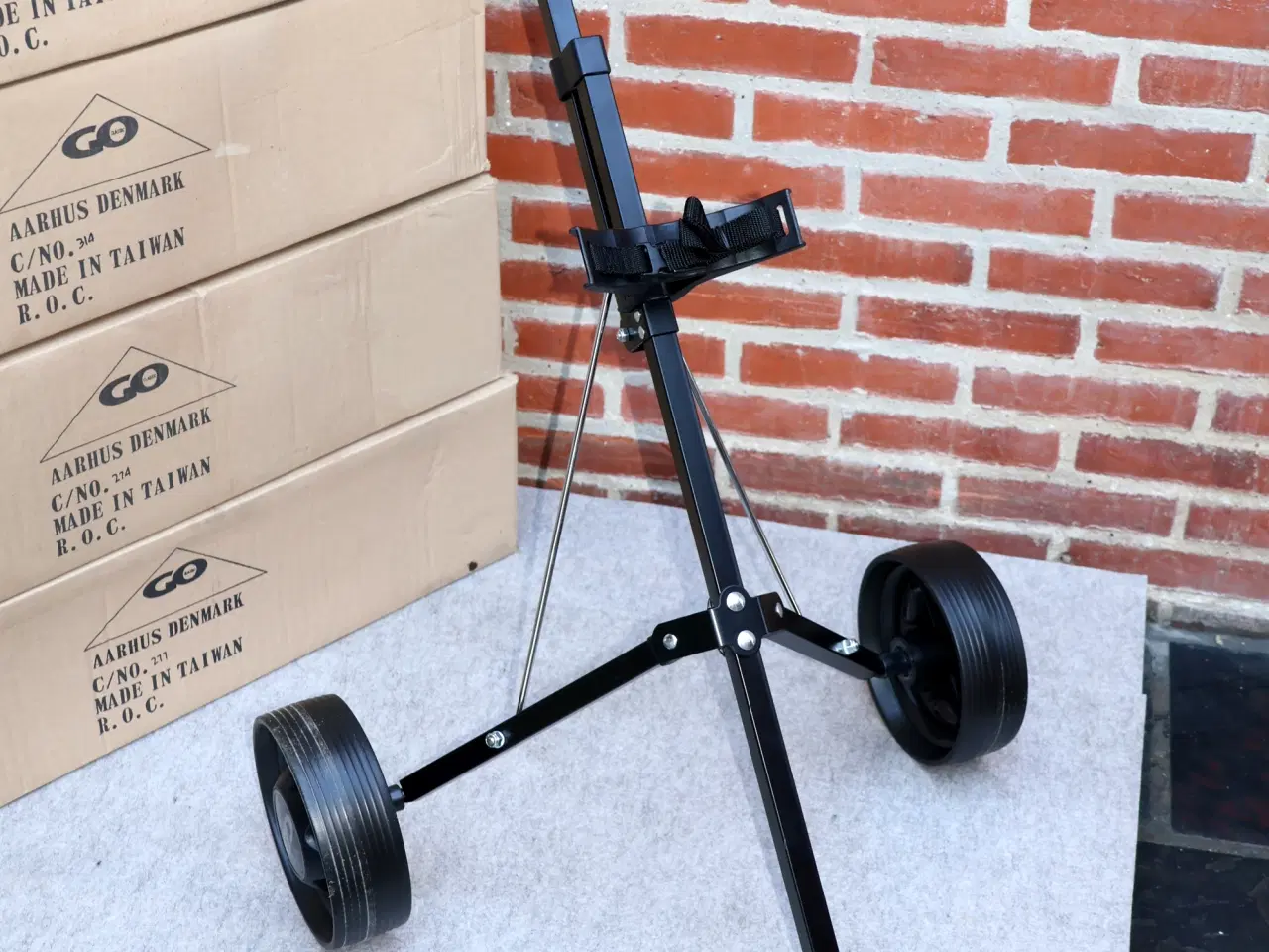 Billede 2 -  9 stk Golfbagsvogne. Ubrugte. 