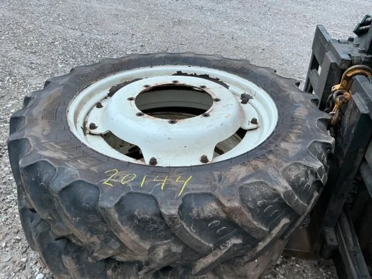 Billede 4 - - - - SPRØJTEHJUL380/90R46