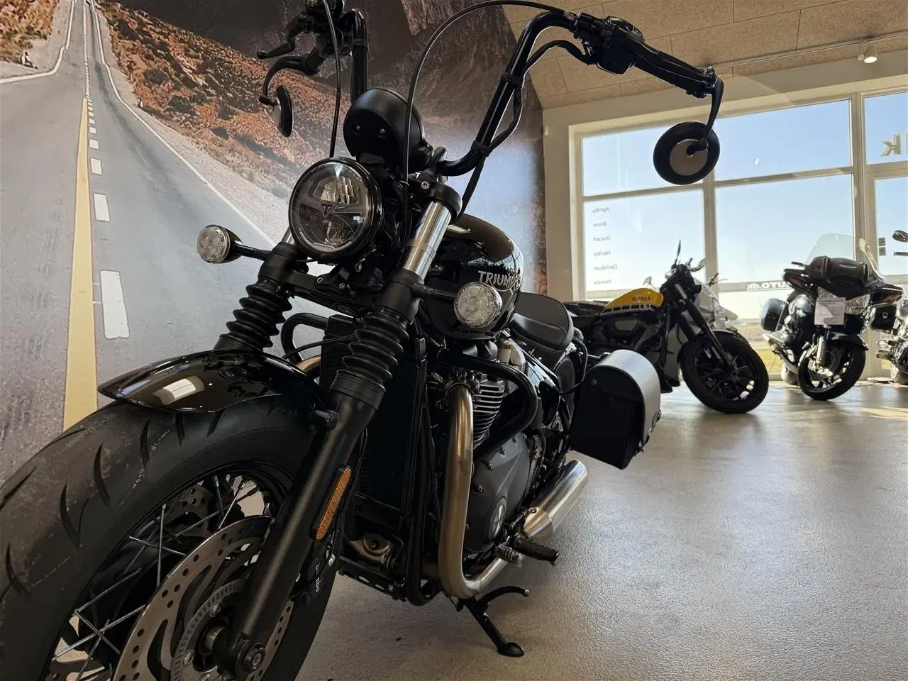 Billede 28 - Triumph Bonneville Bobber Black