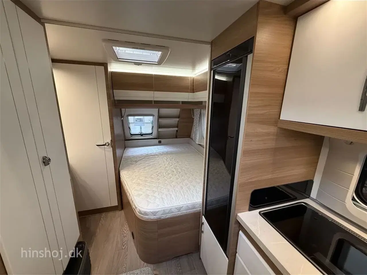 Billede 4 - 2023 - Hobby De Luxe 540 KMFe Dejlig køjevogn med 2 køjer og dobbeltseng fra Hinshøj Caravan A/S