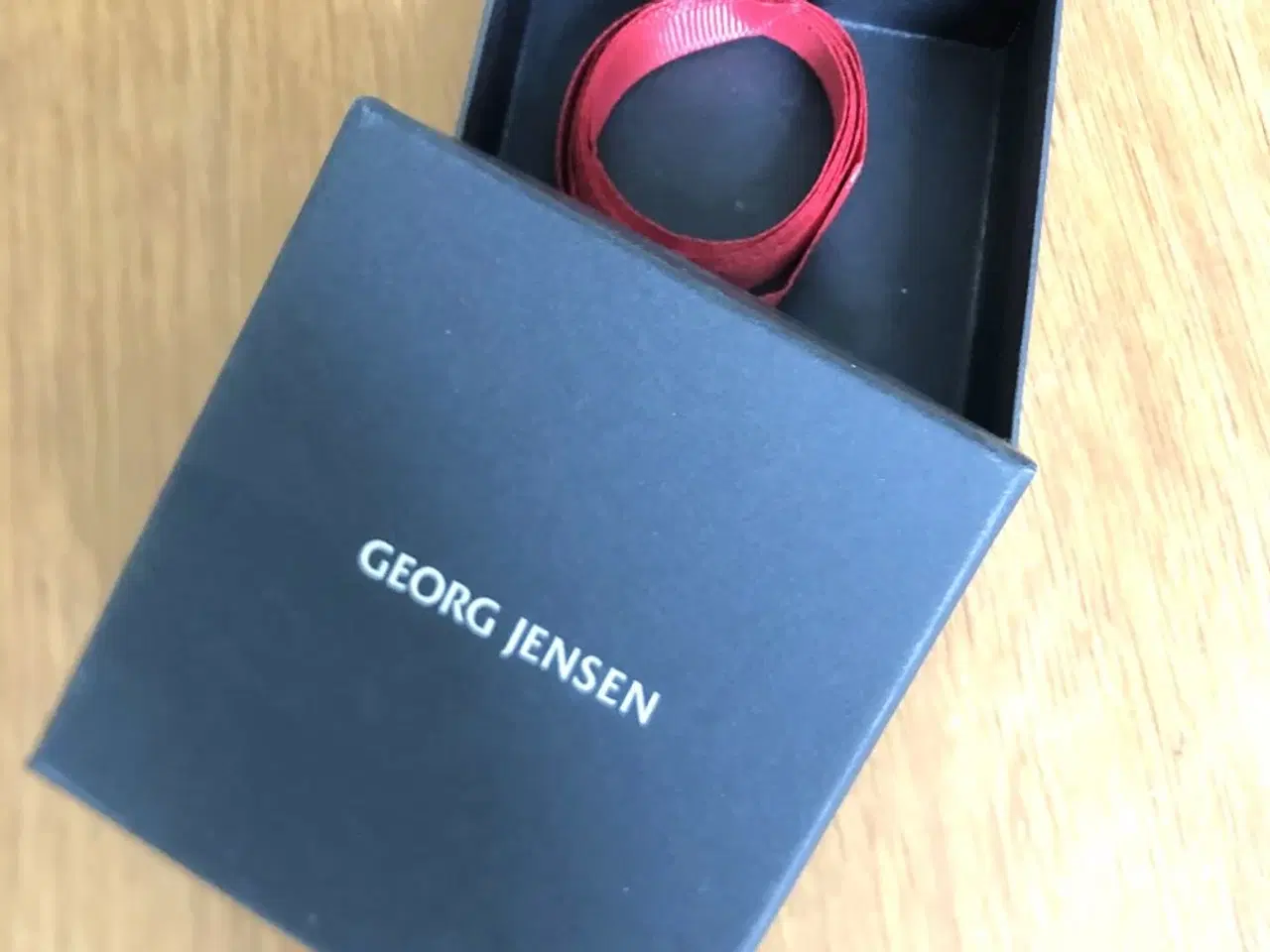 Billede 3 - Georg Jensen smykkeæsker - inkl. gavebånd