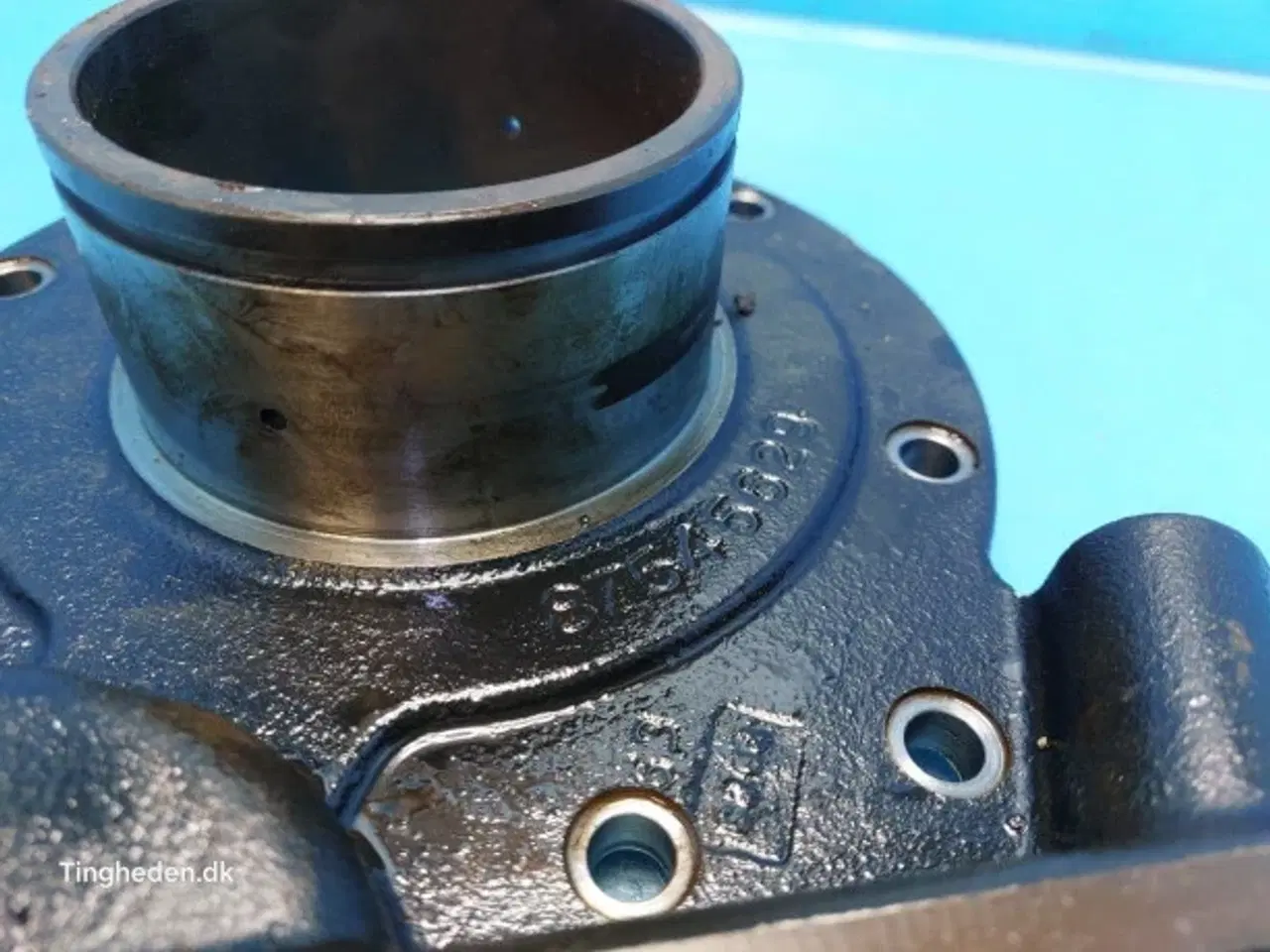 Billede 9 - Case Puma 185 Flangedæksel 84231283