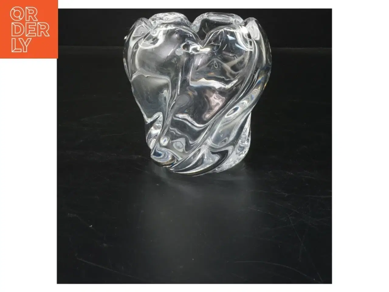 Billede 1 - Orrefors Glasvase med abstrakt design (str. 11x11 cm)