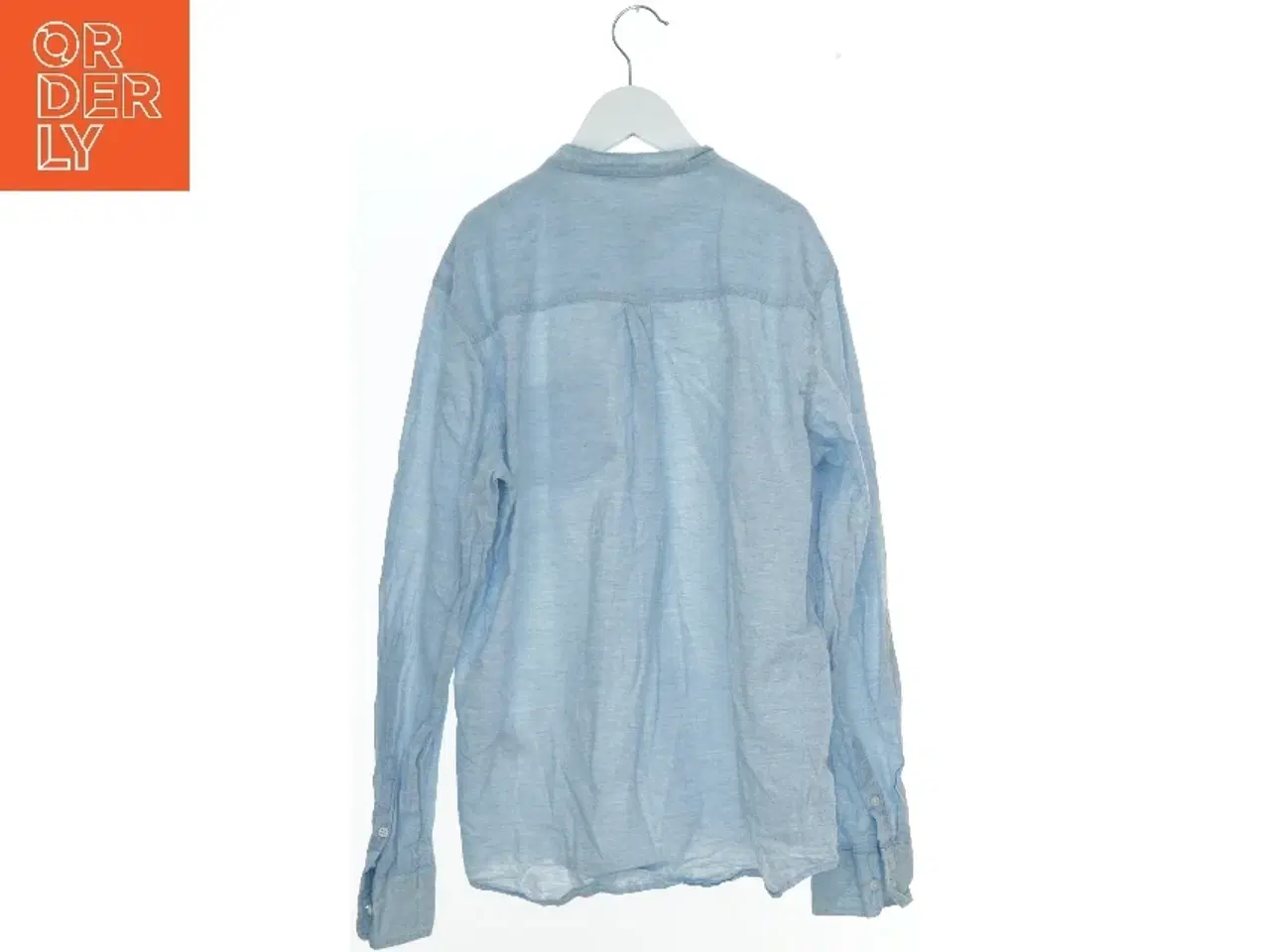 Billede 2 - Lyseblå skjorte fra H&M (str. 170)