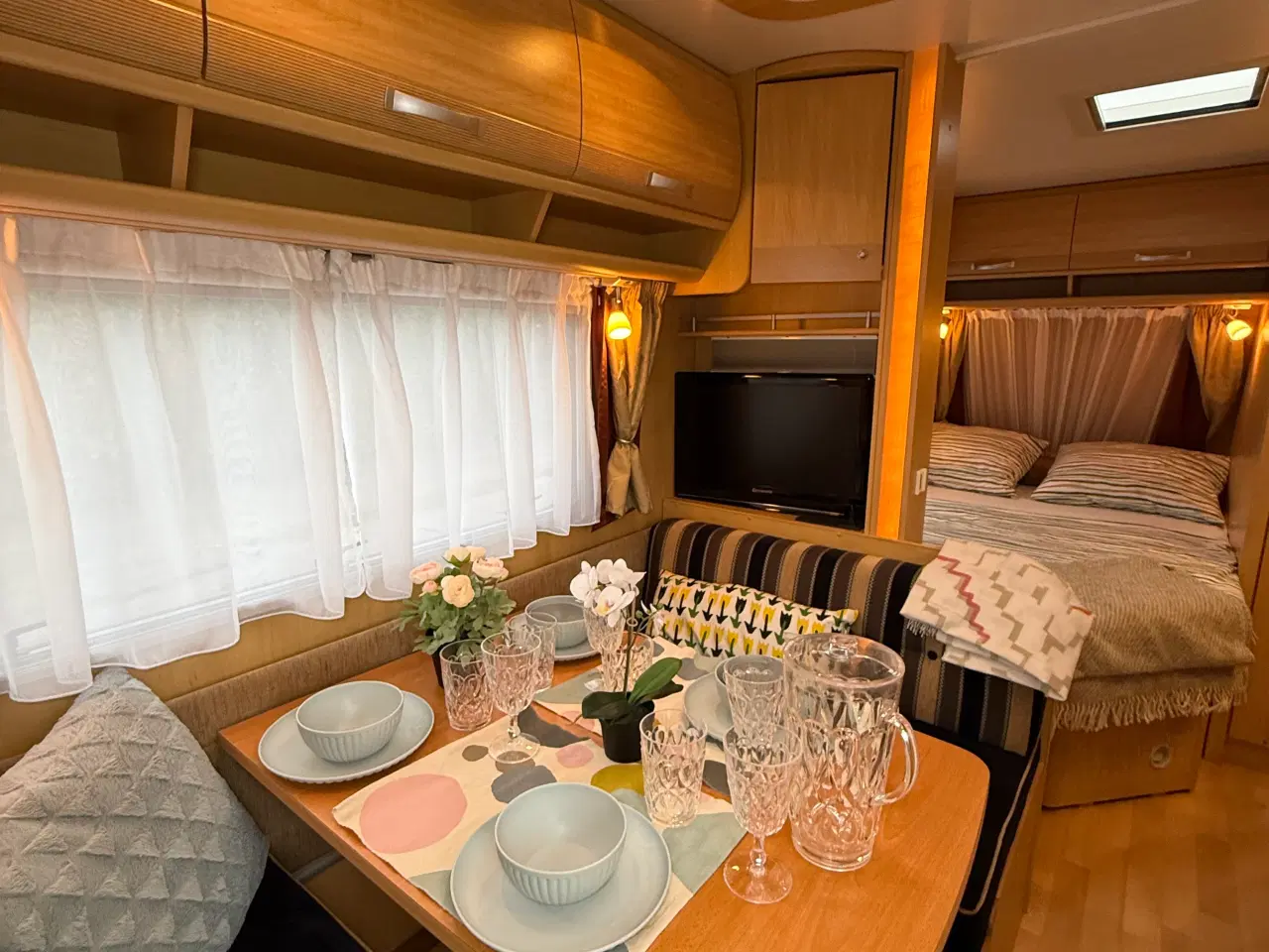 Billede 16 - 2007 Dethleffs Camper 500 / Med Air Con / Marquise