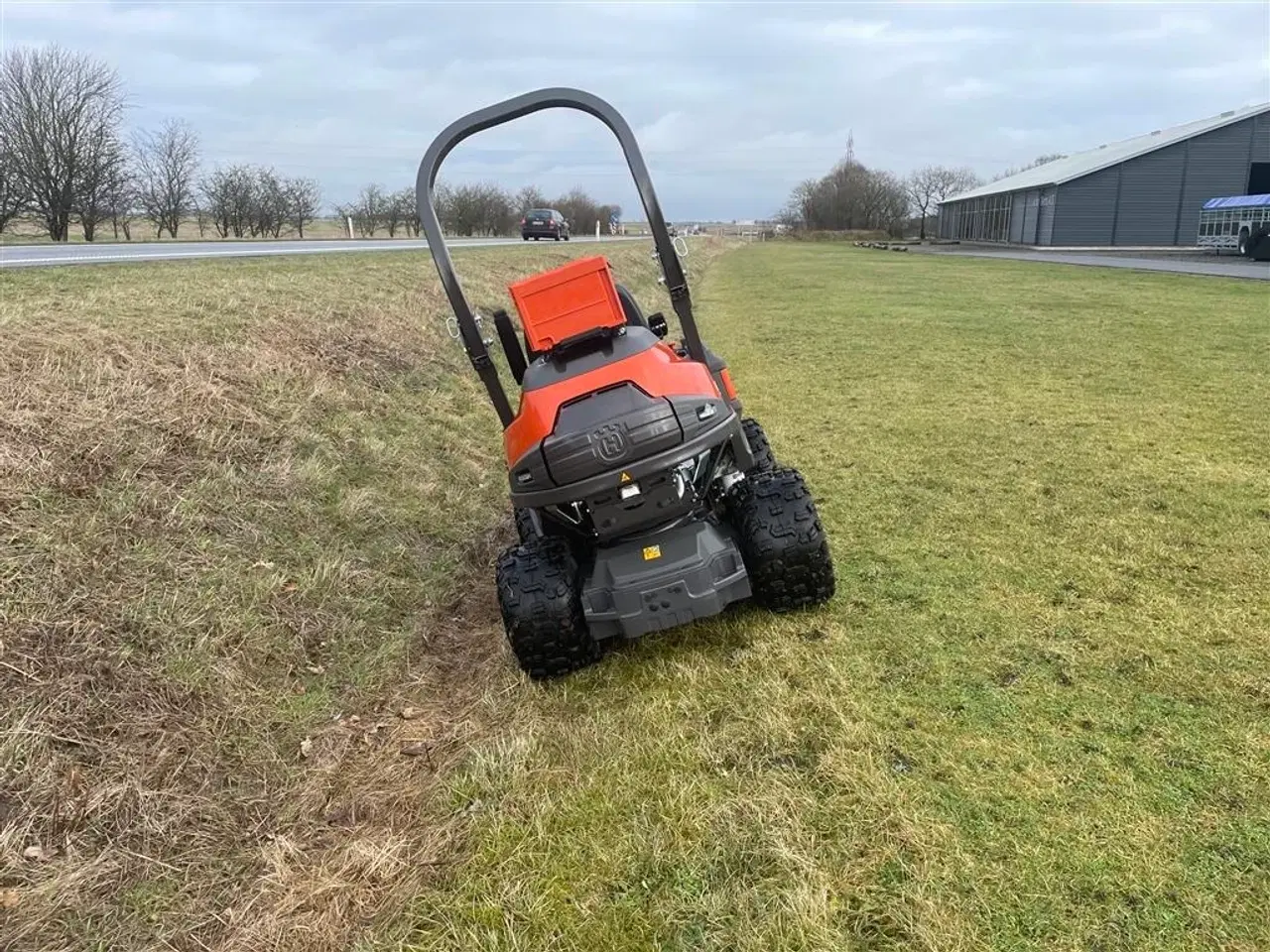 Billede 6 - Husqvarna P524 XR fjernstyret Inkl. combi 122 cm klippebord.