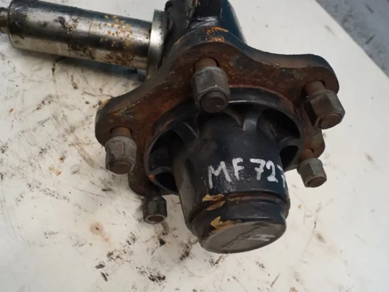 Billede 13 - Massey Ferguson 7276 Spindel R.H. 46727700