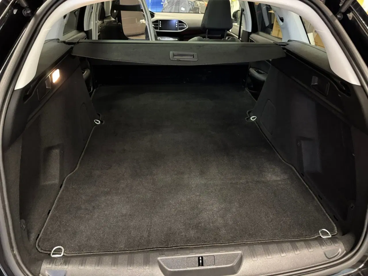 Billede 16 - Peugeot 308 1,5 BlueHDi 130 Allure Lux SW Van