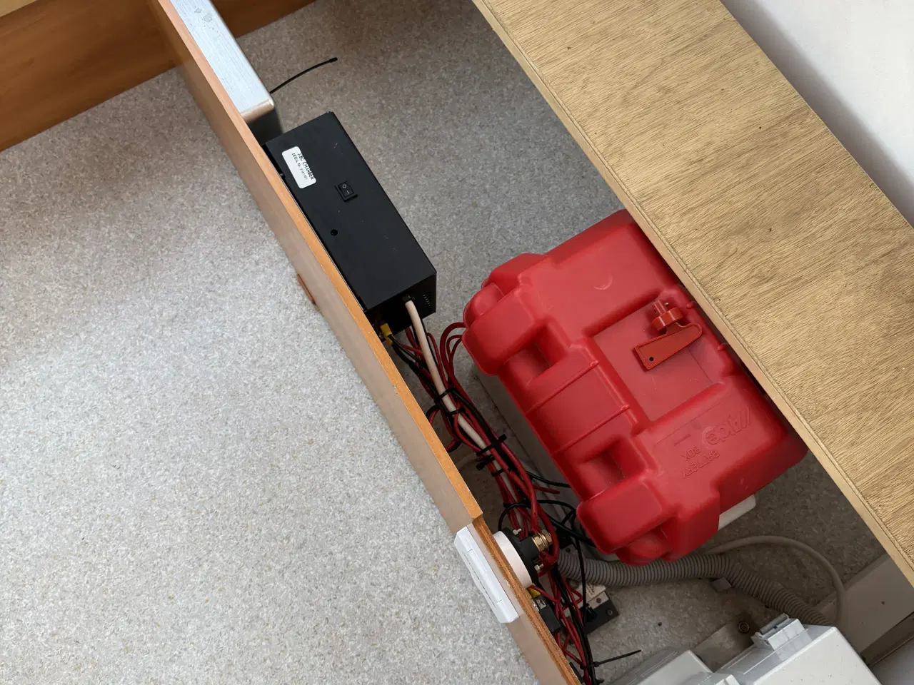 Billede 8 - Touring med hævetag -toilet