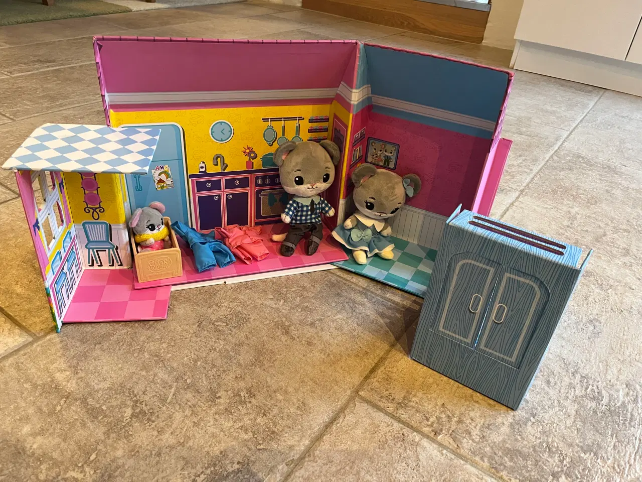 Billede 1 - Dukkehus med mus