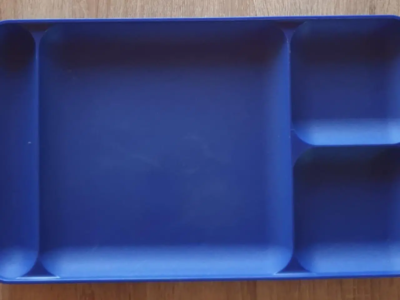 Billede 1 - Tupperware serverings bakker. 3 stk