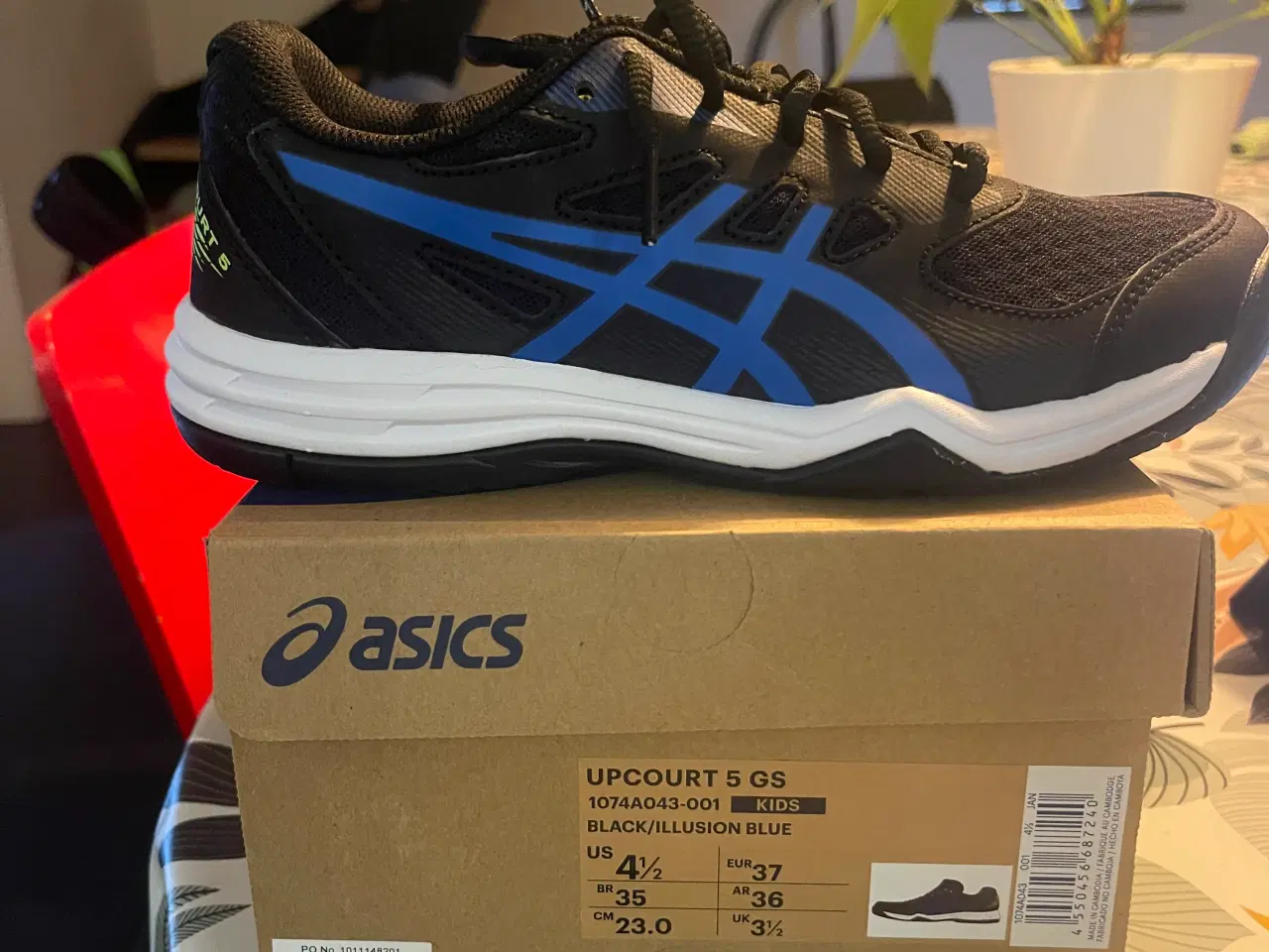 Billede 1 - Nye Asics sko aldrig brugt