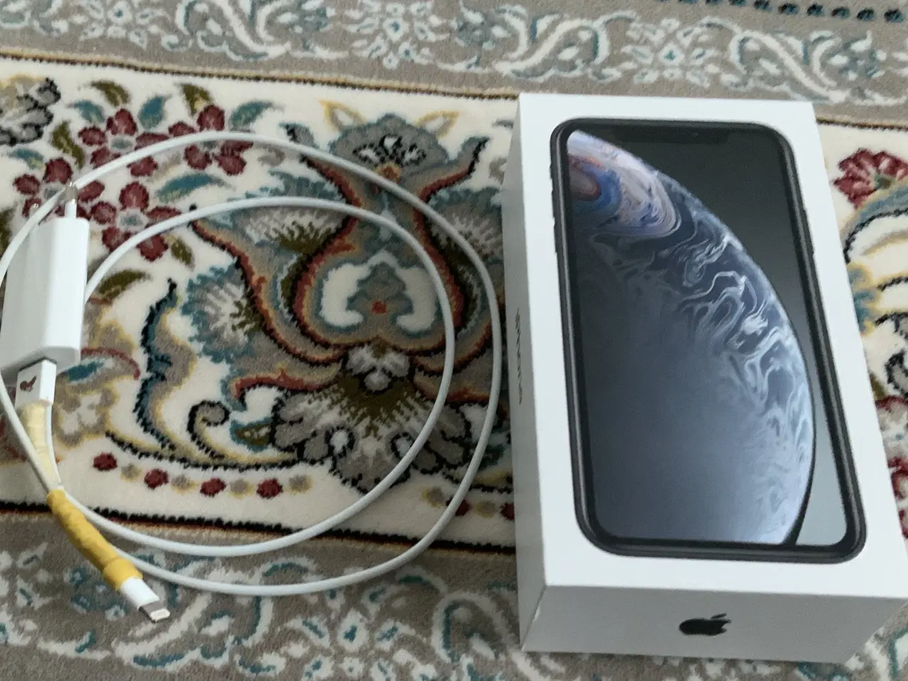 Billede 5 - iPhone XR 64GB  værker som den skal