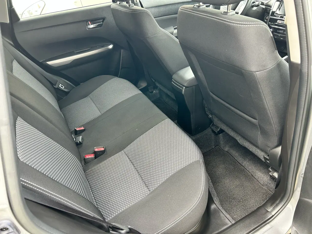 Billede 7 - Suzuki Vitara 1,5 Hybrid Active AGS 102HK 5d 6g Aut.
